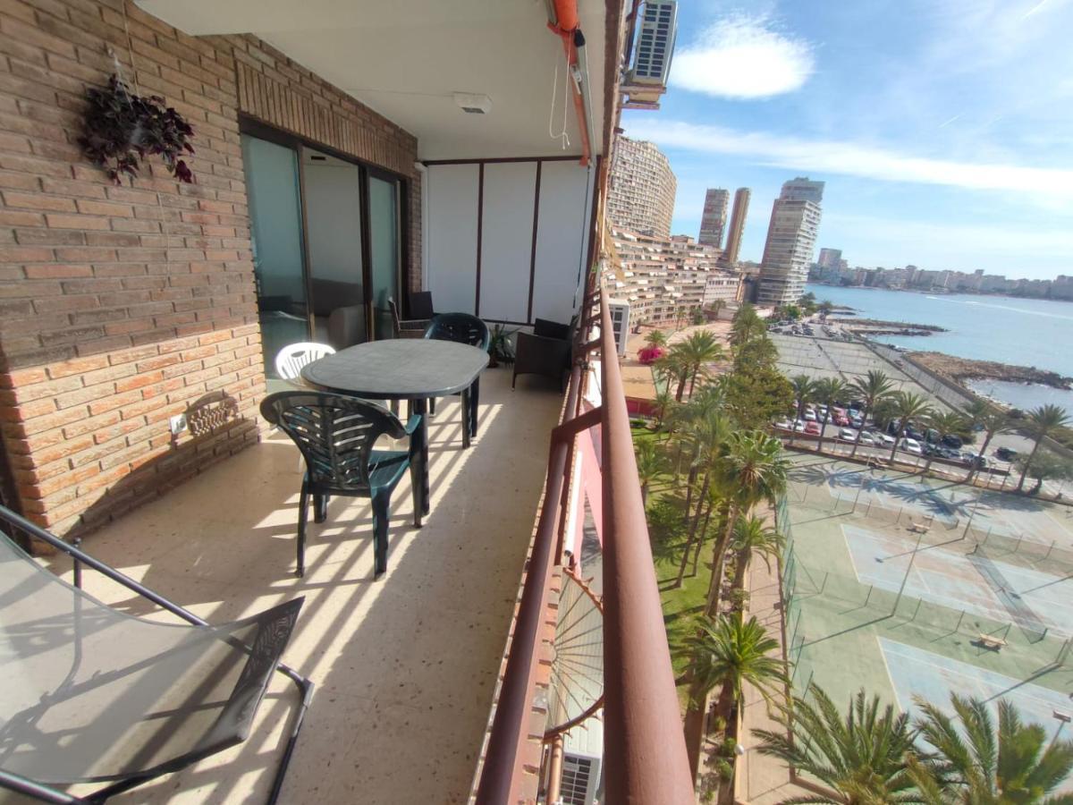 Apartment Seaside Serenity: Bright With Pool And Proximity