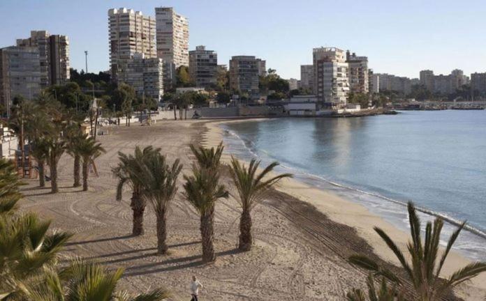 Apartment Very Lightful Apartment. Incredible Sea Views. Big Terrace, Swimming Pool. Ac. Very Close To Center. *