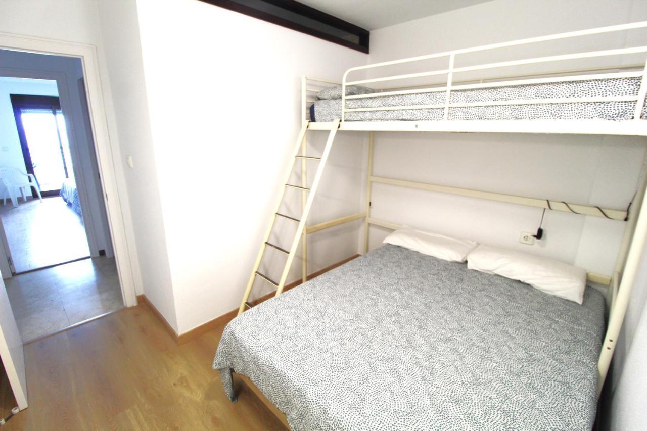 Very Lightful Apartment. Incredible Sea Views. Big Terrace, Swimming Pool. Ac. Very Close To Center. Apartment *
